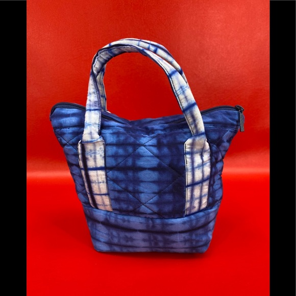 Studio 189 blue tye dye quilted handmade in Ghana purse NWT - Picture 1 of 10